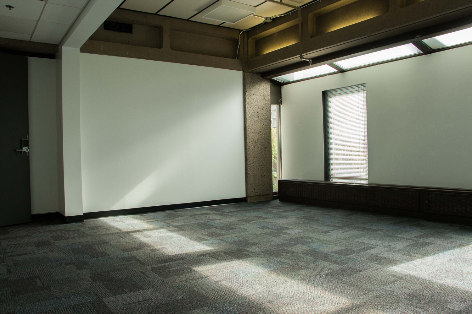 White-Room-4