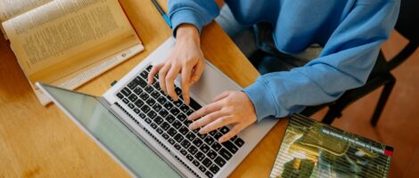 Rencontrez les candidat·es des postes exécutifs pour 2026 – 2027